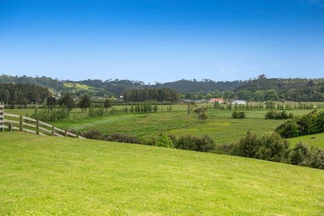 Photo of property in 22 Awatiro Drive, Kaukapakapa, 0871