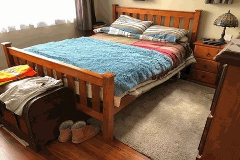 Photo of property in 43 Wharf Road, Te Atatu Peninsula, Auckland, 0610