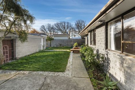 Photo of property in 2/122 Tilford Street, Woolston, Christchurch, 8062