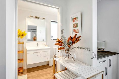 Photo of property in 28 Macdonald Heights, Feilding, 4702