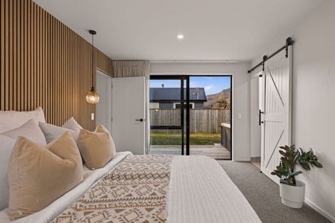 Photo of property in 51 Corriedale Road, Jacks Point, 9371