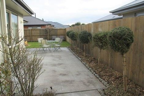 Photo of property in 2 Sheraton Place, Redwood, Christchurch, 8051