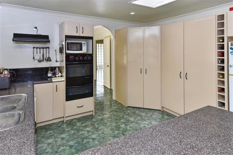 Photo of property in 71 Glenross Drive, Wattle Downs, Auckland, 2103