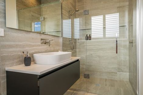 Photo of property in 61c Breadalbane Avenue, Havelock North, 4130