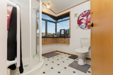 Photo of property in 48 Tidewater Drive, Lower Portobello, Dunedin, 9077