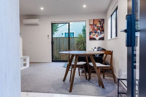 Photo of property in 3/97 Whites Line East, Waiwhetu, Lower Hutt, 5010