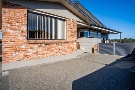 Photo of property in 35 Glenview Terrace, Highfield, Timaru, 7910