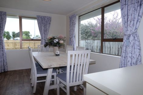 Photo of property in 62a Mazengarb Road, Paraparaumu Beach, Paraparaumu, 5032