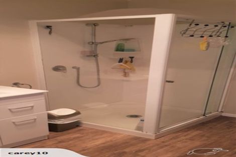 Photo of property in 2/80 Airlie Road, Plimmerton, Porirua, 5026