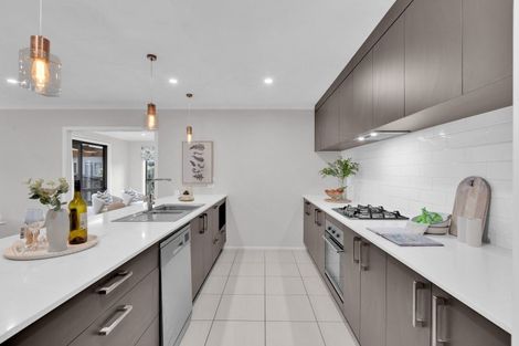 Photo of property in 15 Faber Place, Rototuna North, Hamilton, 3210