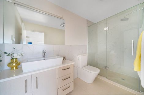 Photo of property in 81 Bordeaux Parade, Te Atatu South, Auckland, 0610