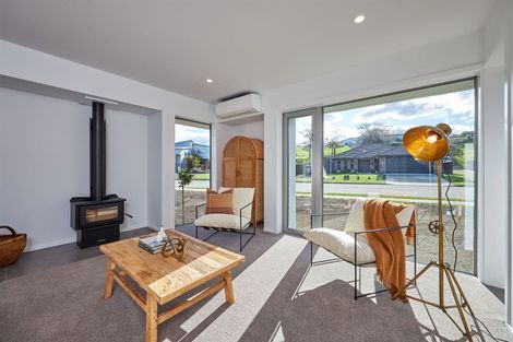 Photo of property in 7 Swyncombe Place, Kaikoura Flat, Kaikoura, 7371