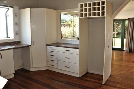 Photo of property in 9 Greers Road, Weymouth, Auckland, 2103