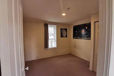 Photo of property in 1 Yeovil Road, Te Atatu Peninsula, Auckland, 0610