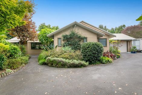 Photo of property in 1688 South Head Road, South Head, Helensville, 0874