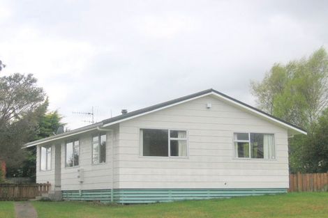 Photo of property in 21 Ward Place, Richmond Heights, Taupo, 3330