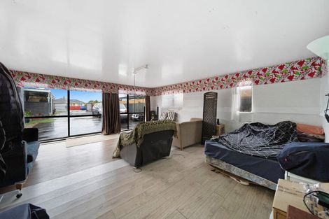 Photo of property in 32 Idlewild Avenue, Mangere, Auckland, 2022