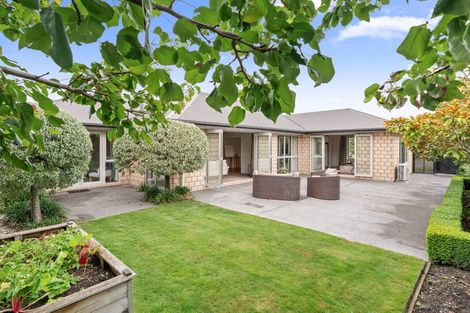 Photo of property in 15 Westpark Drive, Burnside, Christchurch, 8053