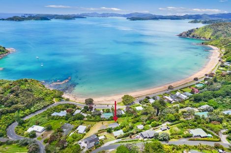 Photo of property in 41 Long Beach Road, Russell, 0202