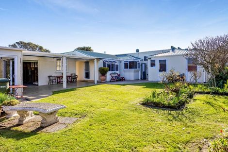 Photo of property in 74 South Road, Manaia, 4612