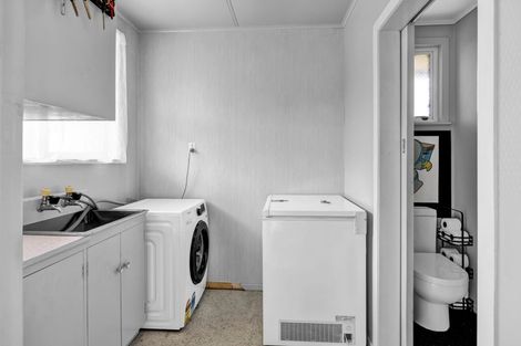 Photo of property in 94 South Road, Manaia, 4612