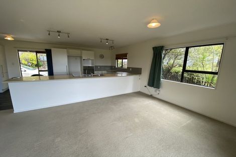 Photo of property in 6 Tableau Place, Totara Vale, Auckland, 0629
