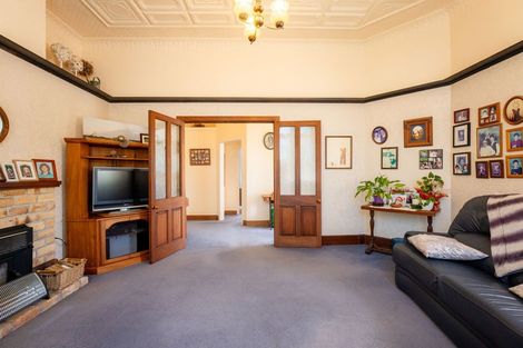 Photo of property in 72 Hinemoa Street, Birkenhead, Auckland, 0626