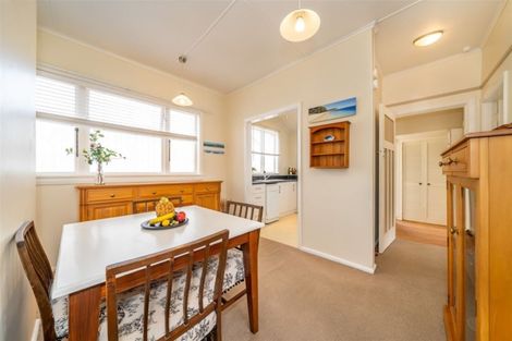 Photo of property in 5a Stephen Street, Trentham, Upper Hutt, 5018