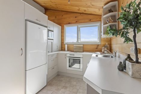 Photo of property in 73 O'halloran Road, Howick, Auckland, 2014