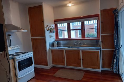 Photo of property in 174 Cook Street, West End, Palmerston North, 4410