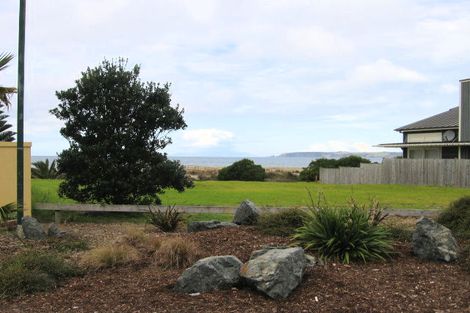 Photo of property in 28 Rita Way, Omaha, 0986