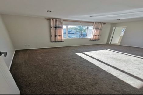 Photo of property in 72 Castlederg Drive, Flat Bush, Auckland, 2019