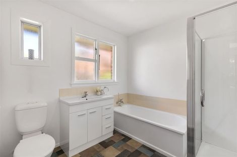 Photo of property in 2/10 Bretts Road, St Albans, Christchurch, 8052