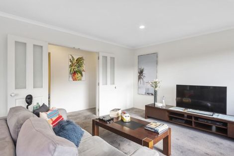 Photo of property in 60 Helvetia Drive, Browns Bay, Auckland, 0630