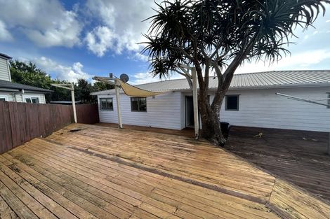 Photo of property in 2/101 Manuka Road, Bayview, Auckland, 0629