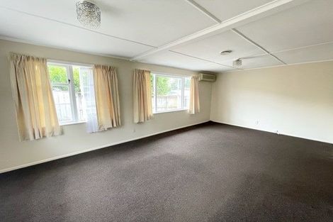Photo of property in 37a Neal Avenue, Glenfield, Auckland, 0629