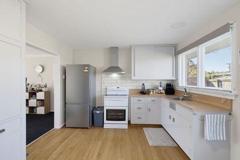 Photo of property in 2/7 Curletts Road, Sockburn, Christchurch, 8042