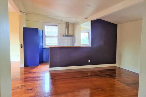 Photo of property in 205 Mount Smart Road, Onehunga, Auckland, 1061