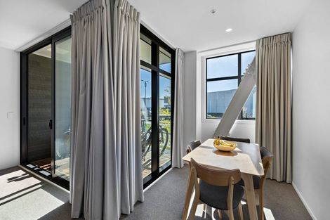 Photo of property in Wyndham Gardens Apartments, 30 Red Oaks Drive, Frankton, Queenstown, 9300