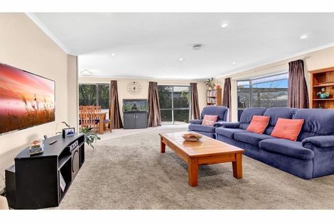 Photo of property in 15 Bunting Place, Woodend, 7610