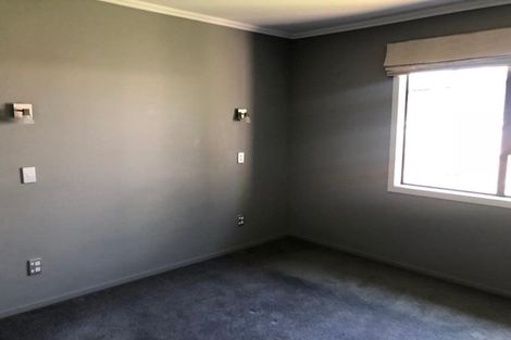 Photo of property in 76 Lisland Drive, Kinloch, Taupo, 3377