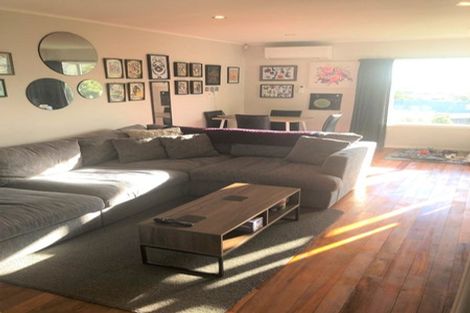 Photo of property in 9 Baylands Drive, Newlands, Wellington, 6037