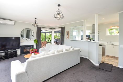 Photo of property in 93 Beerescourt Road, Beerescourt, Hamilton, 3200