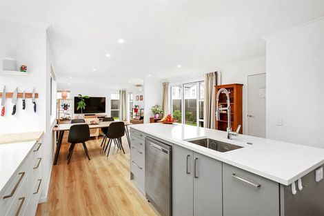 Photo of property in 7 Torea Place, Kenepuru, Porirua, 5022