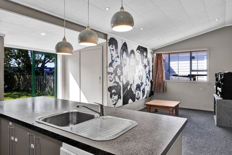 Photo of property in 103 Argyle Street, Hawera, 4610