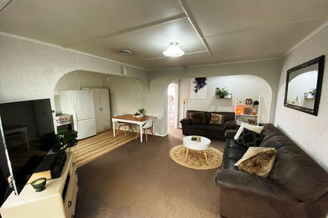 Photo of property in 74 Tauhuri Street, Manaia, 4612