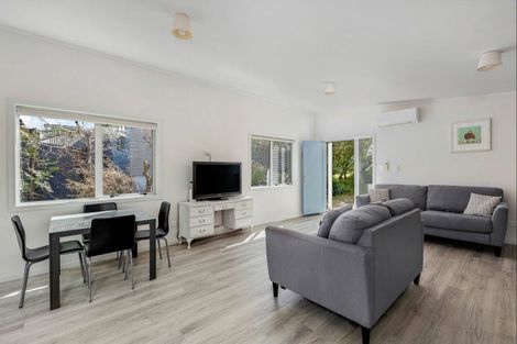 Photo of property in 56 Pinedale Crescent, Riversdale Beach, Masterton, 5872