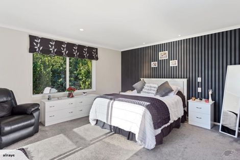 Photo of property in 7 Teviotview Place, Amberley, 7410