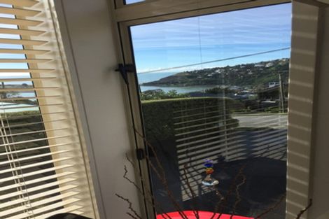 Photo of property in 90 Moncks Spur Road, Redcliffs, Christchurch, 8081
