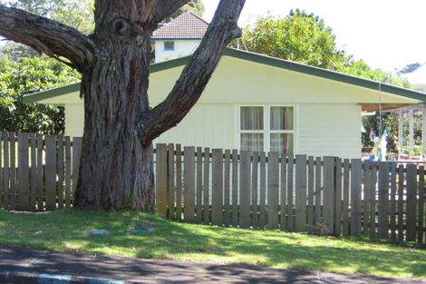 Photo of property in 1/46 Acacia Road, Torbay, Auckland, 0632